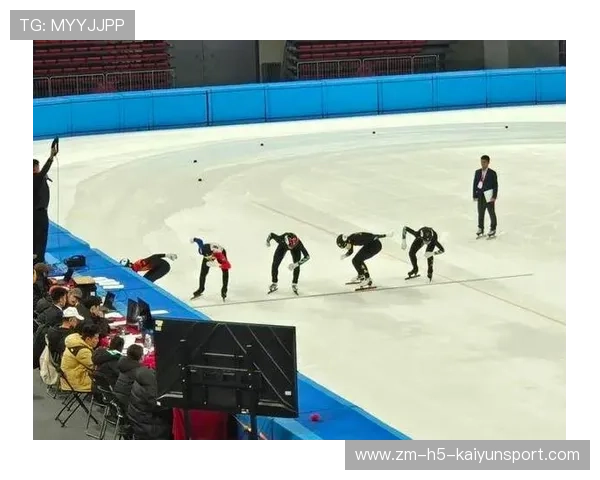国际短道速滑技术革新促进轮滑交叉训练融合，轮滑短道速滑比赛视频